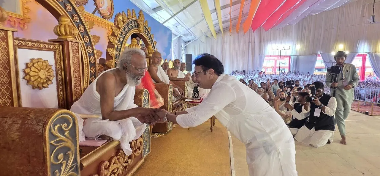 0a626303-df61-4478-9d89-08fc8b970ddd