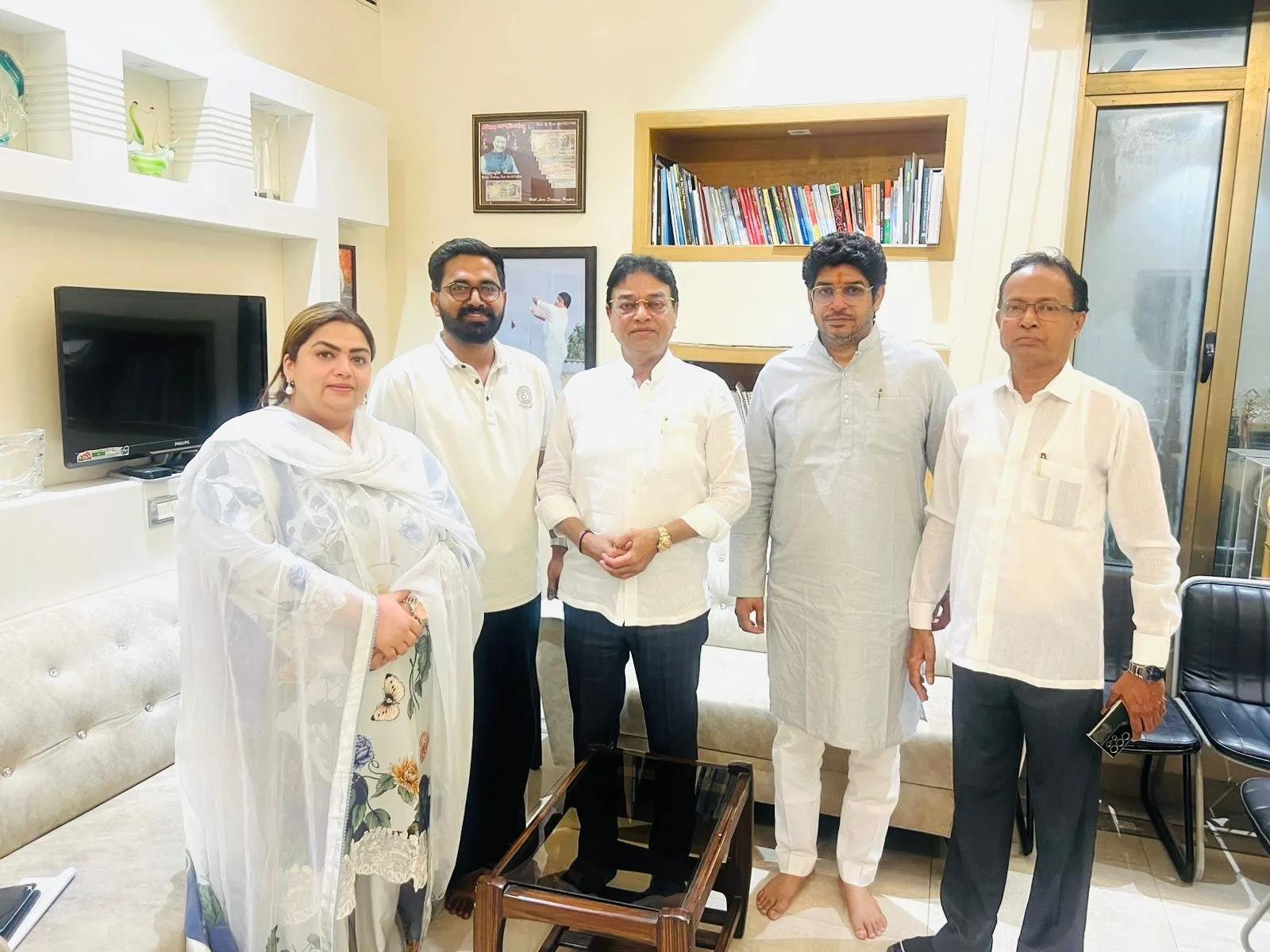 श्री. दिप्तेश परब यांची सदिच्छा भेट